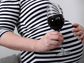Irish Women Advised To Avoid A...